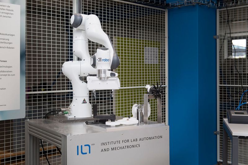 Der Fokus des ILT liegt auf der anwendungsorientierten Forschung und Entwicklung im interdisziplinären Bereich der Mechatronik.  (Bild: Thomas Entzeroth)