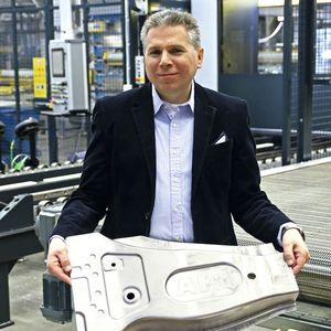 „Leichtbaulösungen aus hochfestem Aluminium können dazu beitragen, die Reichweite von Elektrofahrzeugen zu verbessern“, erklärt Per Josefsson, Director Business Development and Marketing bei AP&T.