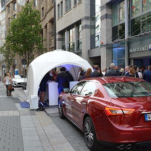 Der neue Maserati-Showroom liegt mitten in der Frankfurter Innenstadt.(Foto:  Rehberg)