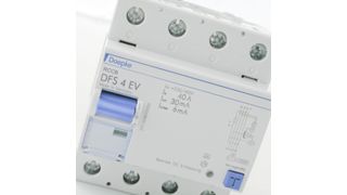 Das DFS 4 EV für Ladestationen für Elektromobile macht die Nachrüstung der Gebäudeinstallation überflüssig (Bild: Doepke)