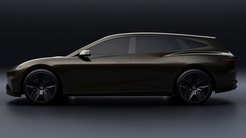 Der Alveri Falco ist 4,75 Meter lang und kommt mit Allradantrieb. (Bild: Alveri)