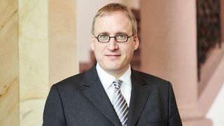 Tillmann Peeters ist Gründungspartner und Geschäftsführer von der Beratung Falkensteg. Als Managing Partner verantwortet er die Geschäftsbereiche Restrukturierung und Insolvenzberatung. (Falkensteg)