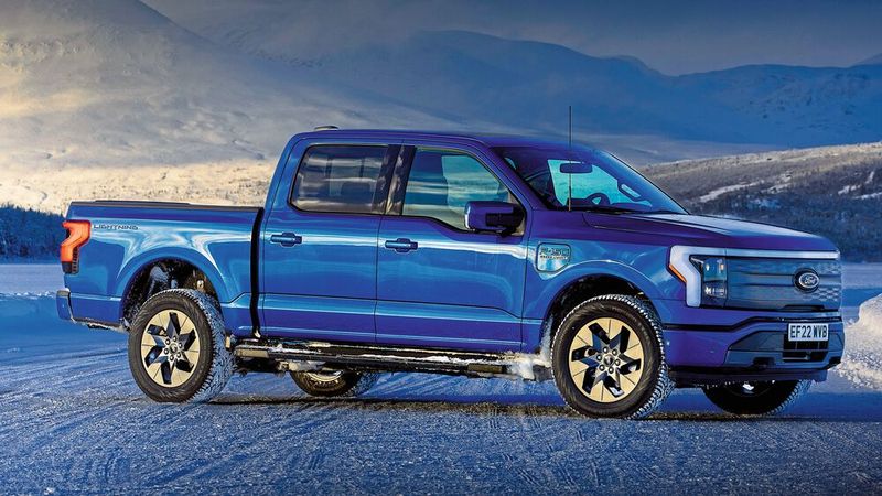 Dafür soll der Lastesel wirklich alltagstauglich sein - mit einer Anhängelast von knapp 3.500 Kilogramm und 800 Kilogramm Nutzlast.  (Bild: Ford)