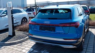Beim Audi E-Tron läuft nicht alles rund. (Bild: Schreiner/»kfz-betrieb«)