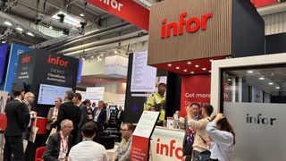 Das Thema KI stand auch in Hannover am Messestand von Infor im Mittelpunkt des Besucherinteresses. (Bild: Arno Laxy)