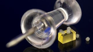 3D-Druck von Mikro- und Präzisionsteilen (BMF Boston Micro Fabrication)