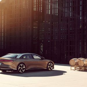 Der Air soll bis zu 837 Kilometer weit kommen.(Lucid)