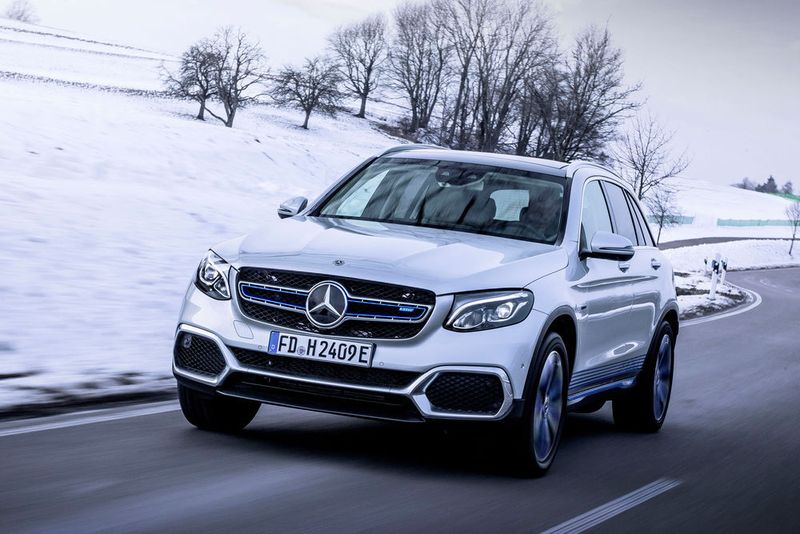 ... und rein theoretisch kann der GLC damit 49 Kilometer weit fahren, in der Praxis sind es wohl eher um die 30. (Daimler)