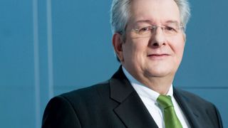 Macht den Weg für die nächste Generation frei: Siegmar Schlagau, bisheriges Mitglied der Konzernleitung und Leiter des Unternehmensbereichs Antriebstechnik. (Foto: Hoerbiger)