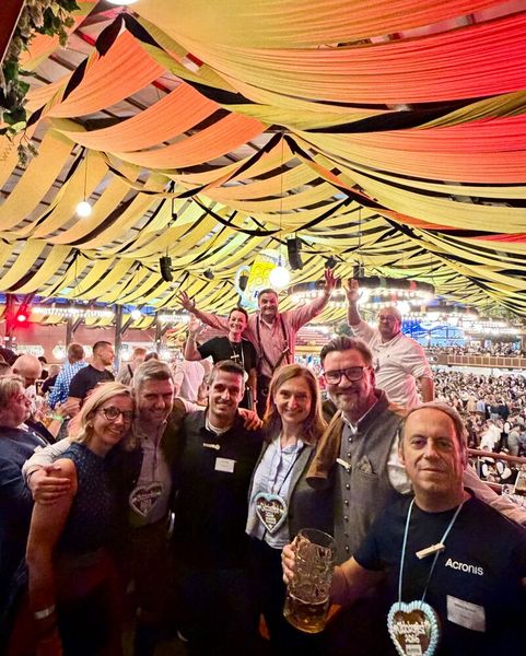 Wiesn Dienstag ist Acronis Dienstag. Danke an Markus Fritz und Christian Anding für die Einladung. (Bild: Vogel IT-Medien)