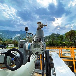 Auma lieferte Stellantriebe für das Geothermiekraftwerk Qingshui in Taiwan, wo die Komponenten hohen Temperaturen, hoher Luftfeuchtigkeit und korrosiver Atmosphäre standhalten müssen. (Bild:  Auma)