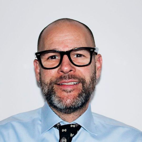 Johannes Binrkmann is Managing Director of the form & function company. Johannes Binrkmann is Managing Director of the form & function company.