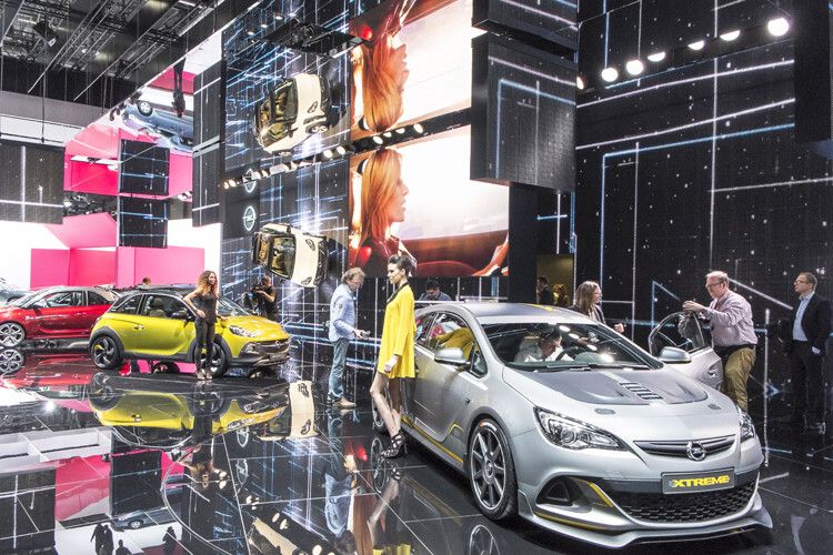 Aufwendige Präsentation: Opel hatte im vergangenen Jahr einen der spektakulärsten Messestände. (Foto: Autosalon Genf)