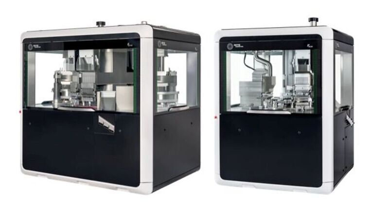 The FEC series offered by Fette Compacting combines high-volume production with an innovative operating concept. The FEC40 (left) manufactures up to 400,000 capsules per hour while the smaller FEC20 (right) specializes in medium-sized output volumes. (FETTE COMPACTING GmbH)