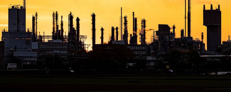Die Chemiebranche erlebt wegen des Anstiegs der Energiepreise im Zuge des Ukraine-Kriegs und der schwachen Konjunktur eine tiefe Krise. (Bild:  frei lizenziert /  Pixabay)