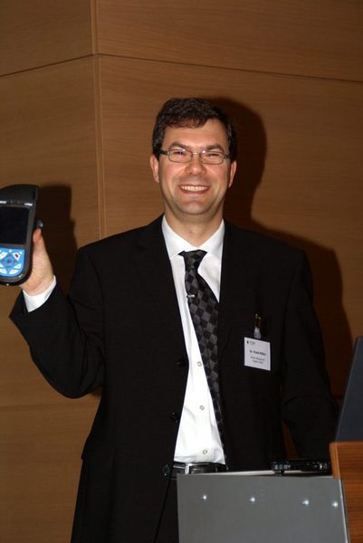 Dr.-Ing. Frank Müller, SAP PM Support- und Projektmanager bei Solvay, erläuterte die Möglichkeiten zur mobilen Instandhaltung mit SAP und RFID. Bild: Frank Fladerer (Archiv: Vogel Business Media)