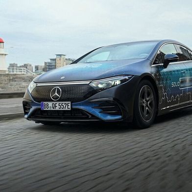 Mercedes ist mit einem modifizierten EQS mit Festkörperakku mit einer Ladung von Stuttgart nach Malmö gefahren. (Bild: Mercedes-Benz)