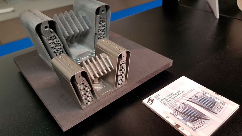 Der Hauptpreisträger der 3DPC kam dieses Jahr aus der Kategorie Mobility. Das Team der ETH Zürich/Inspire AG entwickelte mittels 3D Druck im Projekt „Bellow rail brake“  eine Bremse für das Hochgeschwindigkeitsverkehrssystem Hyperloop. (Bild: D.Quitter/VCG)