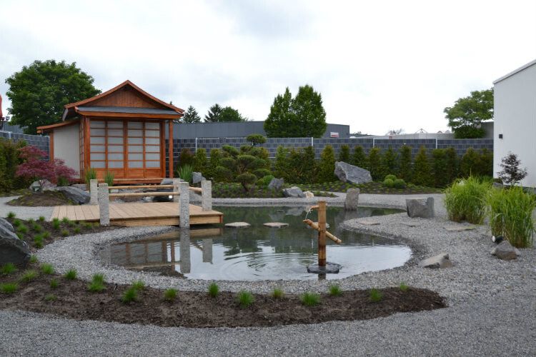 Ein Highlight ist auch der 450 Quadratmeter große japanische Garten samt Teehaus, in dem die Kunden verweilen können und der auch eine ideale Eventlocation ist. (Foto: Mauritz)