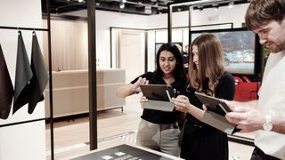 Im Pop-up-Store erreichte die Hahn-Gruppe eine jüngere Zielgruppe als in den Porsche-Zentren. (Bild: Hahn-Gruppe)