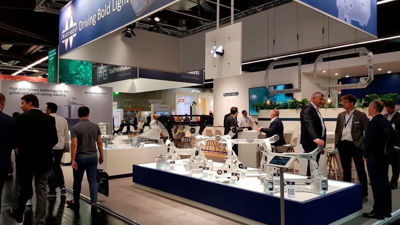 Die Aluminiumgießerei Martinrea Honsel zeigte Fahrwerks- Karosserie-, Getriebe- und Motorkomponenten. (Bild: D.Quitter/VCG)