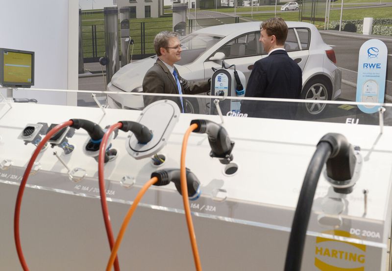 Angebote rund um Energie und Elektromobilität finden sich 2014 in den Hallen 11, 12, 13 und 27 der Hannover-Messe. (Bild: Hannover-Messe)