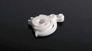 Das neue Keramikmaterial Alumina von X-Jet bietet laut Unternehmen gute elektrische Isolationsfähigkeiten, eine hohe mechanische Festigkeit, eine hohe Druckfestigkeit und eine große Härte.  (XJet)