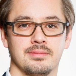 Nikolai Ensslen, Geschäftsführer der Synapticon GmbH, Gruibingen: „Viele Robotik-Startups, auch im Umfeld unserer Dependance im Silicon Valley, beschäftigen sich derzeit mit Transportrobotik. In naher Zukunft werden mithilfe von Technologie aus der Servicerobotik zahlreiche neue Logistiklösungen entstehen.“