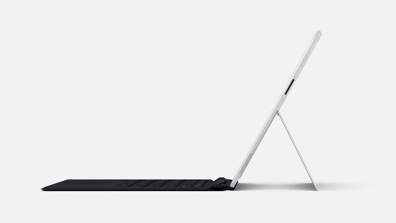 Das Pro X unterstützt das Surface Pro Signature Keyboard und das Surface Pro X Keyboard. (Microsoft)