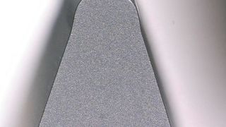 Der Blick aufs Detail offenbart die Qualität des Endproduktes, wie der Praktiker hier leicht erkennen kann. Das erreiche man durch die geeignete Substratauswahl, der richtigen Schleifstrategie sowie der passenden Geometrie und Oberflächengüte des Wälzfräsers. (Bild: Oerlikon Balzers)