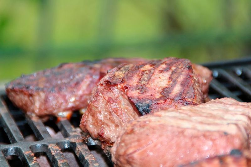 Nahezu unverändert: Gut zwei Drittel der Deutschen wollen auch in diesem Jahr auf den Verzehr von Fleisch während der Fastenzeit verzichten. (gemeinfrei)