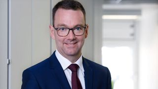 Rechtsanwalt Matthias Nickel bestreitet gemeinsam mit Rechtsanwalt Micael Kaspar,  ZKF-Hauptgeschäftsführer Thomas Aukamm und »f+k«-Chefredakteur Konrad Wenz das Programm. (Susanne Duda)