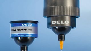 Delo-Flexcap 10 ml mit Drucktank (Bild: Delo)