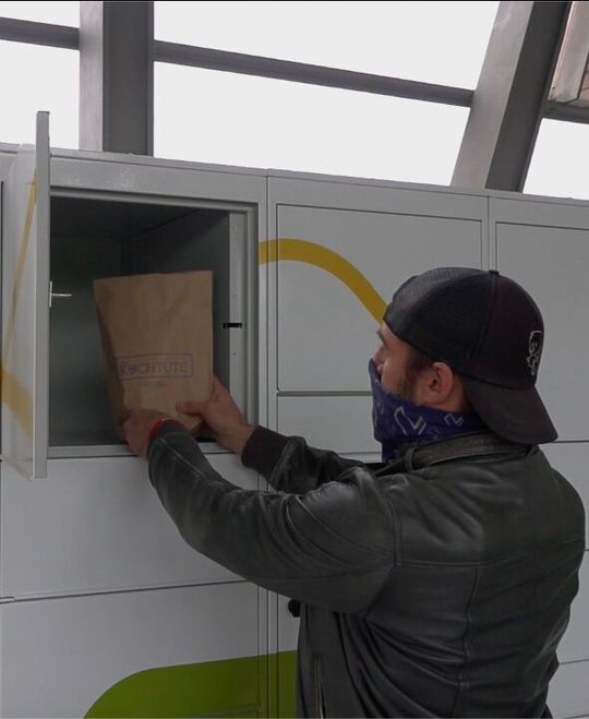 Kunden von Chris' Kochtüte in und um Hamburg nutzen gerne den anbieteroffenen Service der öffentlichen Paketstationen.(Bild:  Parcellock)