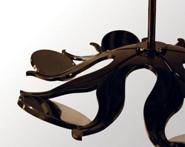 Der Kronleuchter von WAC Lighting auf Basis von OLEDs (WAC Lighting)