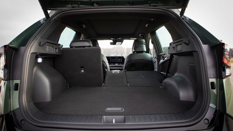 Der Kofferraum fasst 562 bis 1.751 Liter. (Kia)