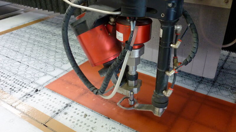 Mit der R-LCM-Anlage und der zweiten Pumpe der PJE-Serie wurde ein sogenanntes Pump Skid bestellt, das eine Art Hochdruckwasser-Verteilstation darstellt. (Resato)