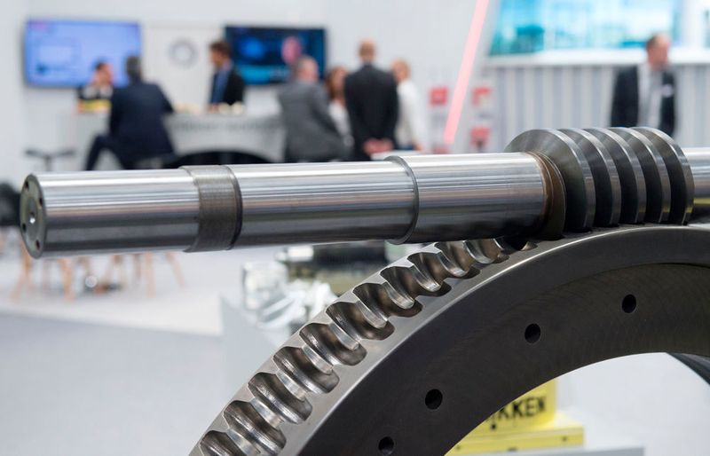 Garant für gute Geschäfte, Schaufenster für den internationalen Markt, Taktgeber für die Zukunft der Produktion – so beschreiben die Aussteller die EMO Hannover 2017. (VDW)