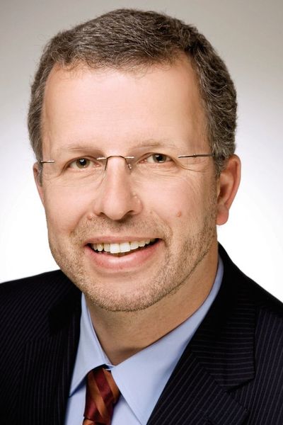 Führungswechsel: Dr. Lars Friedrich wird neuer Leiter der Division Application Technology bei Dürr. Seinen Fokus will er dort zukünftig auf Hardwareinnovationen legen. Zuletzt verantwortete Friedrich die Division Identification & Measuring beim Sensor- und Automatisierungsspezialisten Sick. (Dürr Systems AG)