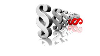 Viel Diskussionsaufwand verursachte das EU-Lieferkettengesetz in den letzten Jahren. Jetzt hat das Europaparlament über eine Lockerung abgestimmt. Die Mehrheit ist für eine Aufweichung, die der Industrie in Zukunft den Rücken stärken dürfte. Natürlich gibt es auch wieder Mecker. (Bild: Rechtkiste)