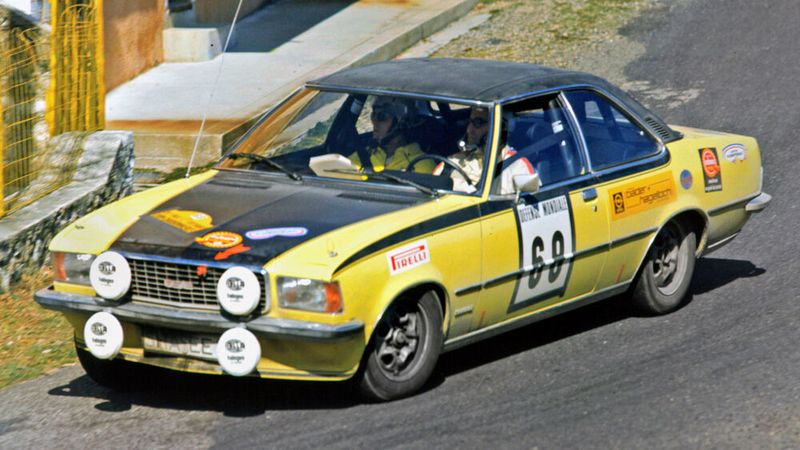 Der ultimative Dynamiktest eines Automobils findet auf Rennbahnen und Rallyepisten statt. (Opel)