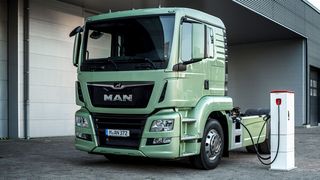 Lkw-Hersteller MAN erprobt den Einsatz von elektrischen Lkw im Verteilerverkehr. Die Fahrzeuge der TGM-Baureihe haben einen 250 kW-Elektromotor. (Bild: MAN Truck & Bus AG)