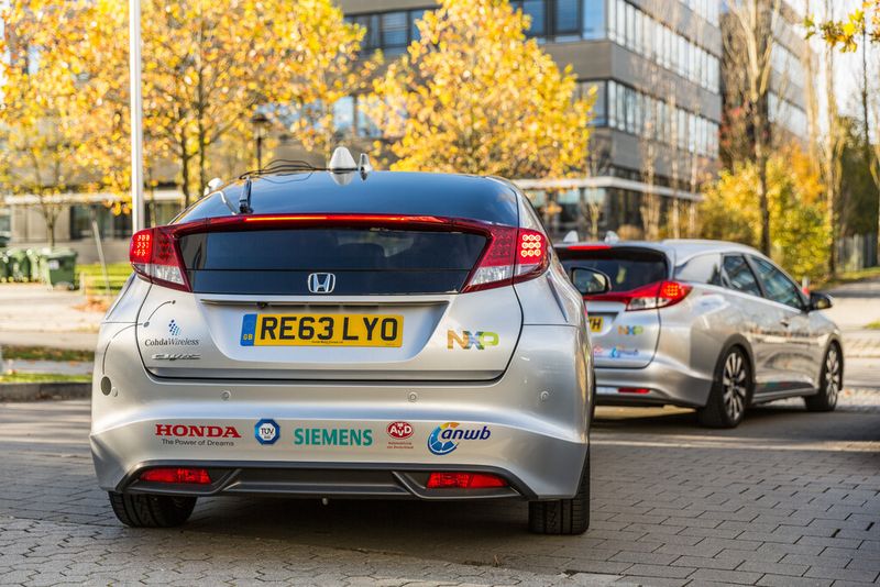 Communicating Cars: In München sind die Autos rund um das electronica-Messegelänge unterwegs (Kalle Singer)