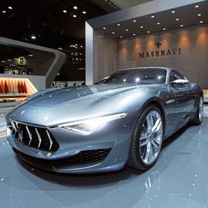(Maserati)