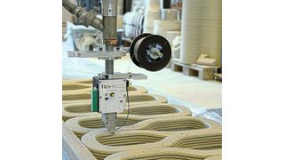 Jetzt, wo der Prototyp des neuen 3D-Beton-Druckers der TU/e fast fertig ist, ist es Zeit für den nächsten Schritt: die Zusammenarbeit mit der Bauindustrie. Auch in dieser Hinsicht will Van Beek mit seinem Know-how eine Rolle spielen. (Bild: TU/e; Van Beek)