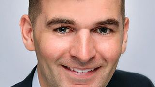 Dr. Christian Scheifele, Leiter F&E Simulation Technology der ISG Industrielle Steuerungstechnik GmbH: „Die Anwender können virtuelle Systeme selbst hochkomplexer Anlagen modular in 3D aufbauen und sie beispielsweise über vielfältige Schnittstellenpakete intuitiv mit virtuellen Steuerungen in Betrieb nehmen.“   (Bild: ISG)