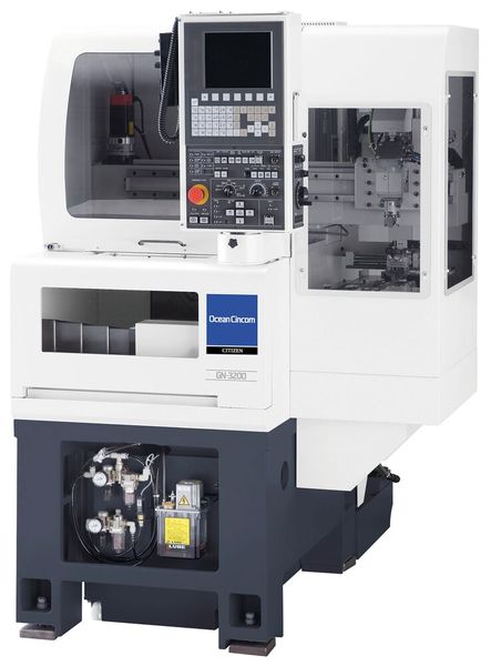 Durch die kompakte Bauweise der Citizen Ocean GN-3200 wird eine hohe Produktivität bei gleichzeitig sehr kleiner Aufstellfläche der Maschine erreicht. Wie bei sämtlichen Maschinen aus dem Hause Miyano wurde auch hier ein Fokus auf thermische Stabilität und langfristig massgenaue Fertigung gesetzt. Die Konstruktion gewährleistet eine hohe Maschinensteifigkeit und erreicht dadurch eine sehr hohe Oberflächenqualität, welche vor allem beim Hartdrehen deutliche Vorteile bietet. Ebenso werden durch die Konstruktion Vibrationen, die beim Bearbeiten von schwer zerspanbaren Materialien auftreten, nahezu vollständig eliminiert. Somit werden kosten- und zeitoptimierte Produktionszyklen bei der Bearbeitung von Präzisionsteilen sowie eine hohe Standzeit der Schneidwerkzeuge gewährleistet. (Bild: Tolus)