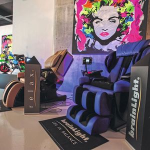 Brainlight entspannt settingübergreifend: Hier auf rund 300 m² im Formel-1-Village beim Großen Preis von Abu Dhabi 2016.(Bild:  Brainlight)