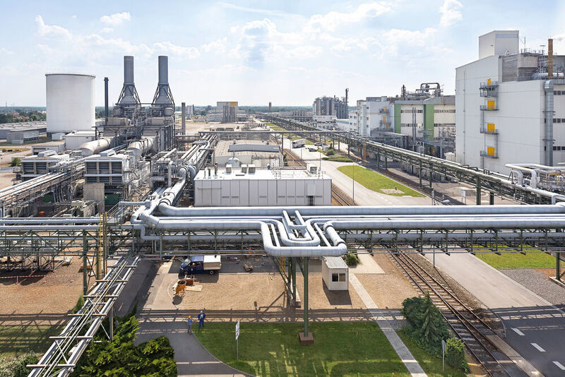 Der BASF-Produktionsstandort Schwarzheide befindet sich in der Lausitz im Süden von Brandenburg und ist einer der größten Produktionsstandorte des Konzerns in Europa. (BASF Schwarzheide )