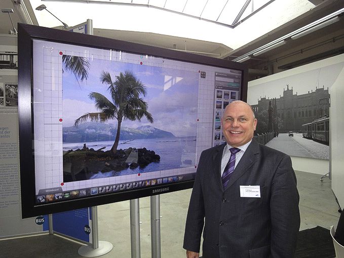 Display-Chef Frank Kalisch, Samsung glaubt an den Erfolg des eBoards (Archiv: Vogel Business Media)
